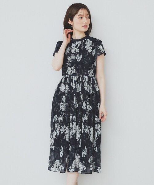 セール】マジョリカフレアワンピース【洗濯機洗い可】（ワンピース