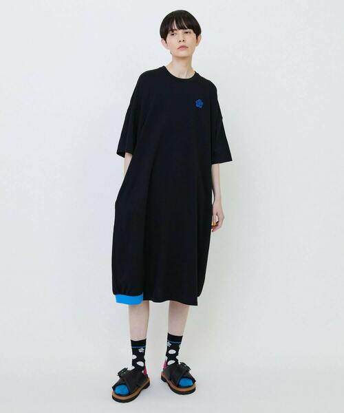 FRAPBOIS（フラボア）の「パークカットワンピ２（ワンピース・レディース・グレイッシュベージュ/ブラック/グリーン・1）」の2枚目の写真