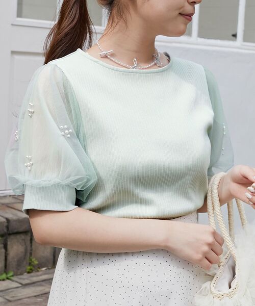 MAJESTIC LEGON（マジェスティックレゴン）の「パールチュールスリーブトップス（Tシャツ/カットソー・レディース・ブラック/アイボリー/ピンク/ライトグリーン/チャコールグレー/ラベンダー・MEDIUM）」の4枚目の写真