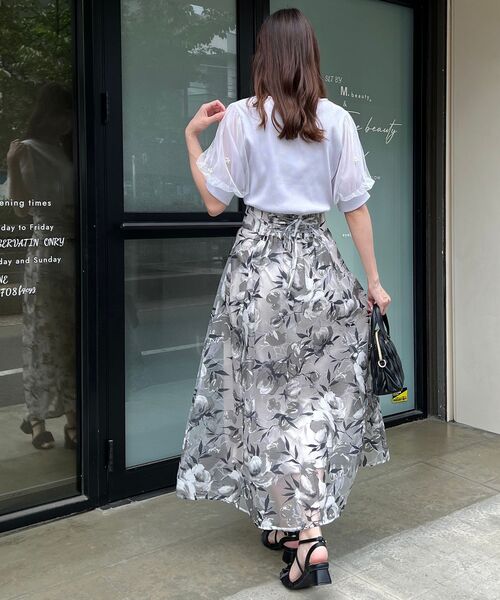 MAJESTIC LEGON（マジェスティックレゴン）の「パールチュールスリーブトップス（Tシャツ/カットソー・レディース・ブラック/アイボリー/ピンク/ライトグリーン/チャコールグレー/ラベンダー・MEDIUM）」の17枚目の写真