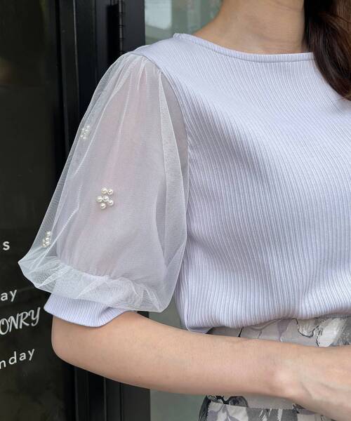 MAJESTIC LEGON（マジェスティックレゴン）の「パールチュールスリーブトップス（Tシャツ/カットソー・レディース・ブラック/アイボリー/ピンク/ライトグリーン/チャコールグレー/ラベンダー・MEDIUM）」の21枚目の写真