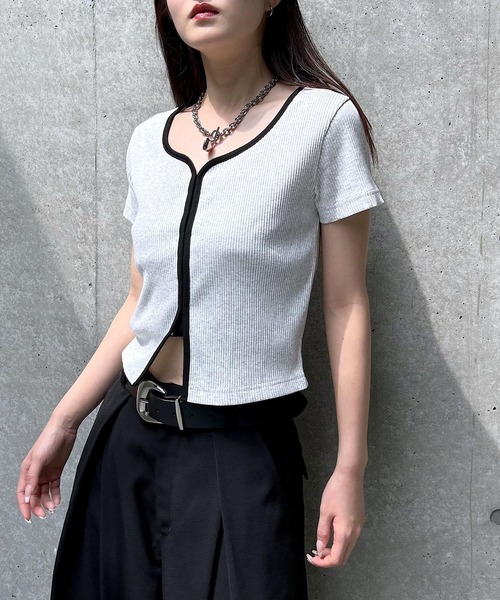 PAGEBOY（ページボーイ）の「リブホックコンパクトＴシャツ（Tシャツ/カットソー・レディース・ホワイト系その他/ブラック系その他/グレー・FREE）」の4枚目の写真