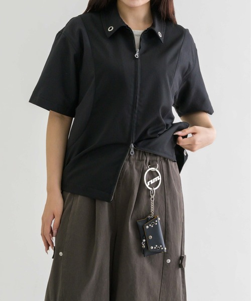 EPNK(イーピーエヌケー)の「【EPNK】Eyelet zip up half shirt / アイレットジップアップハーフシャツ(シャツ/ブラウス・メンズ・チャコールグレー/ブラック・SMALL/MEDIUM/LARGE)」の7枚目の写真