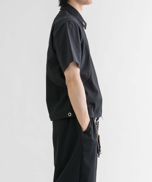 EPNK(イーピーエヌケー)の「【EPNK】Eyelet zip up half shirt / アイレットジップアップハーフシャツ(シャツ/ブラウス・メンズ・チャコールグレー/ブラック・SMALL/MEDIUM/LARGE)」の21枚目の写真