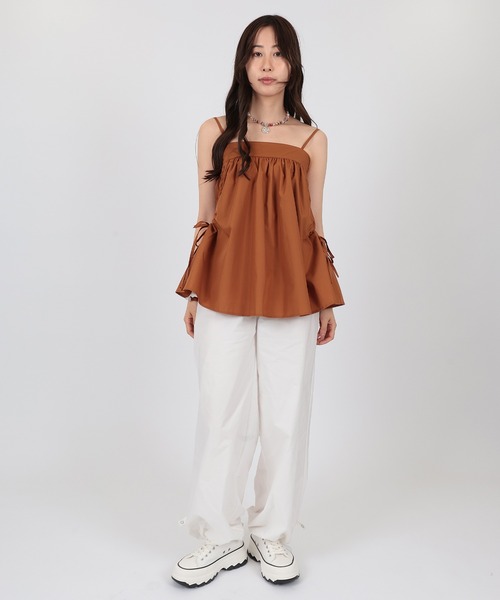 SUWDEE(スーディー)の「drawstring ribbon camisole blouse(キャミソール・レディース・ブラック・FREE)」の2枚目の写真