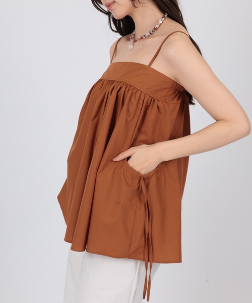 SUWDEE(スーディー)の「drawstring ribbon camisole blouse(キャミソール・レディース・ブラック・FREE)」の5枚目の写真