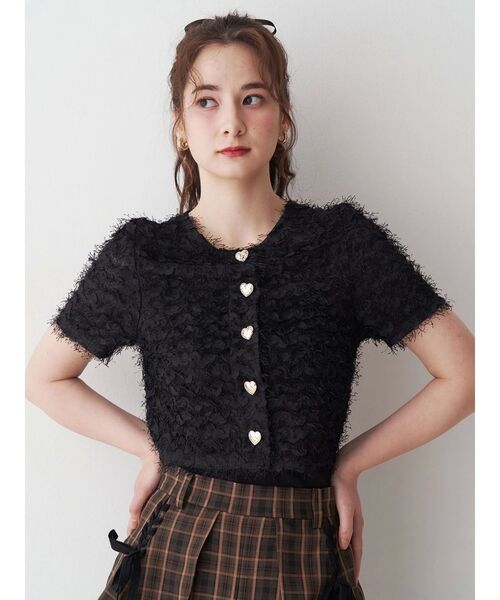 CALNAMUR（カルナムール）の「フラッフィーハートトップス（カーディガン/ボレロ・レディース・ブラック/ホワイト/ピンク・FREE）」の8枚目の写真
