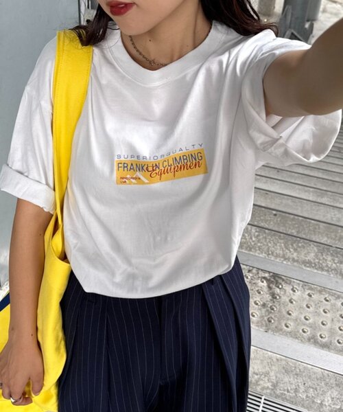 Franklin Climbing(フランクリンクライミング)の「【Franklin Climbing】ユニセックスイエローロゴプリントTEE(Tシャツ/カットソー・メンズ・ブラック/ホワイト/ライトグレー・MEDIUM/LARGE)」の2枚目の写真