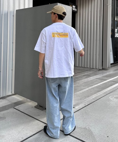 Franklin Climbing(フランクリンクライミング)の「【Franklin Climbing】ユニセックスイエローロゴプリントTEE(Tシャツ/カットソー・メンズ・ブラック/ホワイト/ライトグレー・MEDIUM/LARGE)」の17枚目の写真