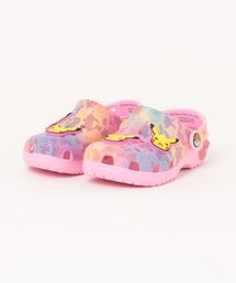 crocs（クロックス）の「crocs クロックス 18-21 PIKACHU PINK CLS CLG K キッズピカチュウピンククラシッククロッグ 211229-90H MULTI（サンダル・キッズ）」