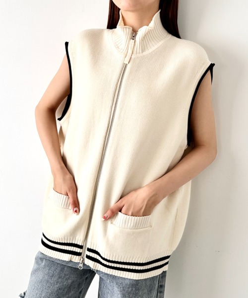 Matin Kim 黒 ノースリーブニットベスト S セール】Matin Kim(マーティンキム)/バックロゴ ノースリーブ