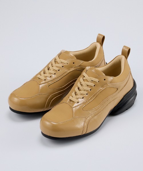 nissen(ニッセン)の「【ゆったり幅広】ACQUA PALETTE(アクアパレット)レースアップスニーカー(ワイズ4E)(スニーカー・レディース・ブラック/グレイッシュベージュ/シルバー・M/L/LL/3L)」の2枚目の写真