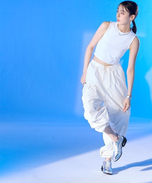 nissen(ニッセン)の「【ゆったり幅広】ACQUA PALETTE(アクアパレット)レースアップスニーカー(ワイズ4E)(スニーカー・レディース・ブラック/グレイッシュベージュ/シルバー・M/L/LL/3L)」の13枚目の写真