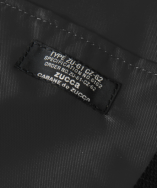 ZUCCa（ズッカ）の「【WEB限定】(O)ナイロンスクウェアバッグ*（バックパック/リュック・レディース・ブラック/カーキ/ネイビー/グレー・FREE）」の5枚目の写真