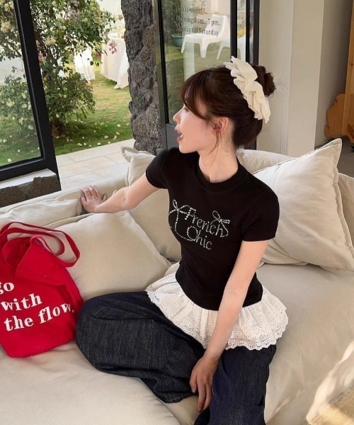 almo(アルモ)の「【LAMPOON】フリルウエストビジューTシャツ(Tシャツ/カットソー・レディース・ブラック・SMALL/MEDIUM/LARGE)」の2枚目の写真