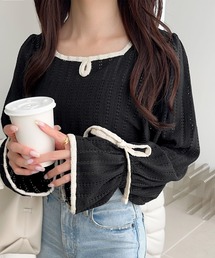 【mily bilet】華やかさと上品さを兼ね備えたデザインが個性的。ストライプレースキャンディースリーブリボン付きプルオーバー(長袖)