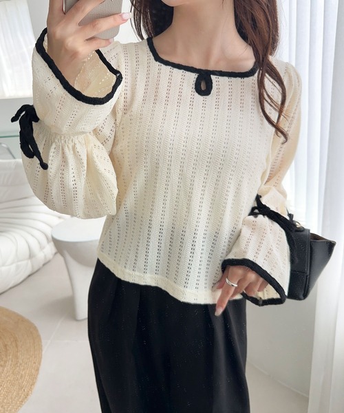 mily bilet（ミウィビレット）の「【mily bilet】華やかさと上品さを兼ね備えたデザインが個性的。ストライプレースキャンディースリーブリボン付きプルオーバー（長袖）（Tシャツ/カットソー・レディース・アイボリー/ブラック/ブラウン・X-LARGE/SMALL/MEDIUM/LARGE）」の9枚目の写真