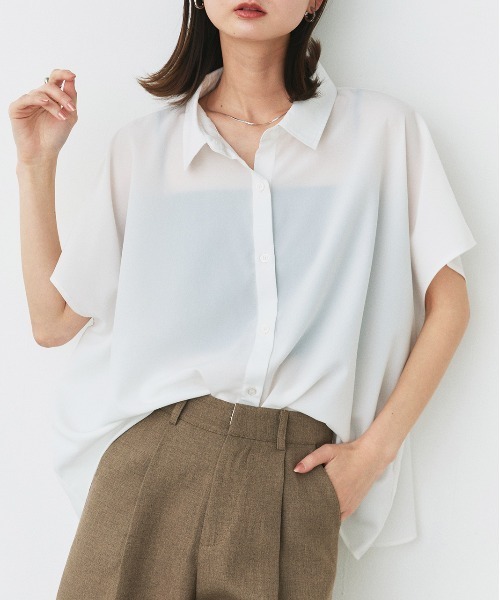 ad thie(アドティエ)の「ジョーゼット ドルマンスリーブシャツ(シャツ/ブラウス・レディース・チャコール/ブラック/オフホワイト・FREE)」の2枚目の写真