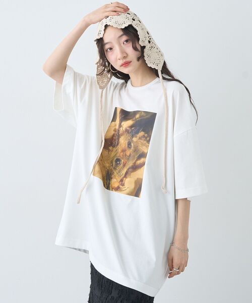earth music&ecology(アースミュージックアンドエコロジー)の「アソートグラフィックルーズTee(Tシャツ/カットソー・レディース・ブラック/オフホワイト/クリーム・FREE)」の15枚目の写真