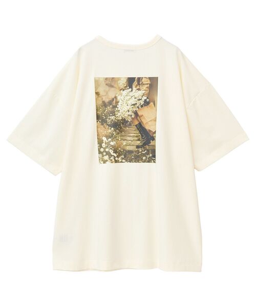 earth music&ecology(アースミュージックアンドエコロジー)の「アソートグラフィックルーズTee(Tシャツ/カットソー・レディース・ブラック/オフホワイト/クリーム・FREE)」の13枚目の写真