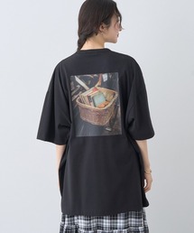アソートグラフィックルーズTee