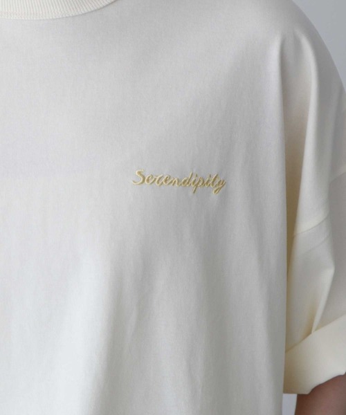 earth music&ecology(アースミュージックアンドエコロジー)の「アソートグラフィックルーズTee(Tシャツ/カットソー・レディース・ブラック/オフホワイト/クリーム・FREE)」の8枚目の写真