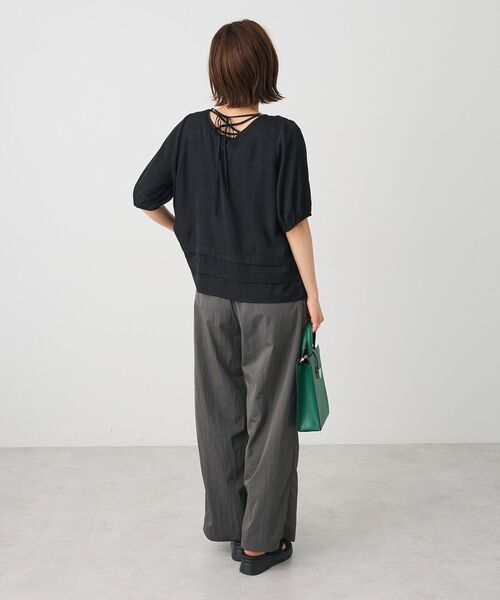 CRAFT STANDARD BOUTIQUE(クラフトスタンダードブティック)の「バックレースアップバルーンスリーブブラウス(シャツ/ブラウス・レディース・アイボリー/サックスブルー/ブラック・FREE)」の10枚目の写真