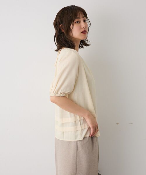 CRAFT STANDARD BOUTIQUE(クラフトスタンダードブティック)の「バックレースアップバルーンスリーブブラウス(シャツ/ブラウス・レディース・アイボリー/サックスブルー/ブラック・FREE)」の14枚目の写真