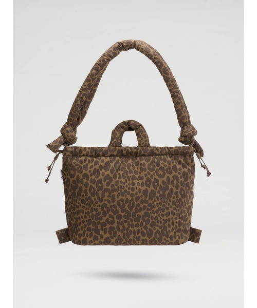 OLEND（オレンド）の「OLEND ONA SOFT BAG LEOPARD（ハンドバッグ・レディース・カーキブラウン・FREE）」の3枚目の写真