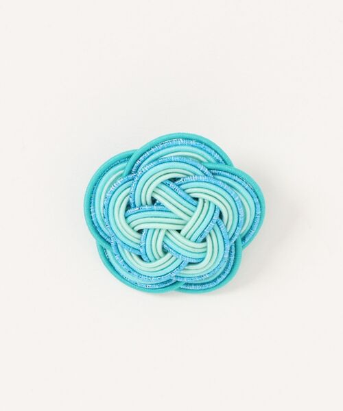 tone（トーン）の「【Shin】[シン]水引ブローチ(MA)（ブローチ/コサージュ・レディース・グレー/ダークグリーン/ブルー/ブルー系2/パープル系2/ベージュ/ネイビー/パープル/グリーン/グリーン系2/ブルー系3/パープル系その他/ピンク/ピンク系2/スカイブルー系2/ホワイト/スカイブルー系4/ピンク系3/パープル系3/スカイブルー系3/ブラウン/その他・FREE）」の14枚目の写真