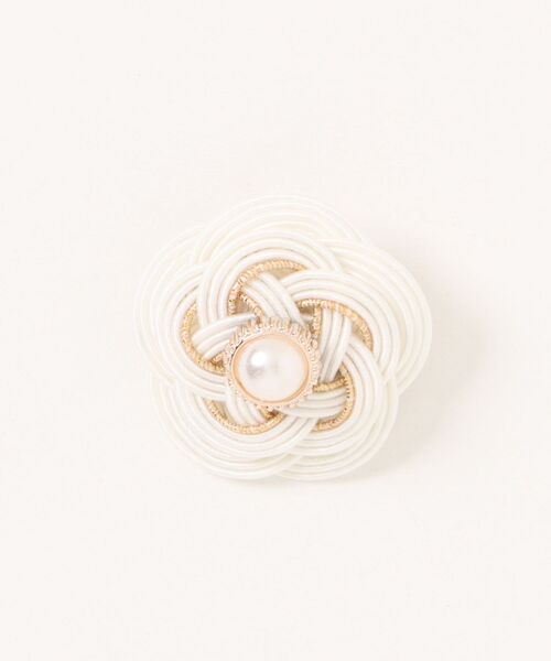 tone（トーン）の「【Shin】[シン]水引ブローチ(MA)（ブローチ/コサージュ・レディース・グレー/ダークグリーン/ブルー/ブルー系2/パープル系2/ベージュ/ネイビー/パープル/グリーン/グリーン系2/ブルー系3/パープル系その他/ピンク/ピンク系2/スカイブルー系2/ホワイト/スカイブルー系4/ピンク系3/パープル系3/スカイブルー系3/ブラウン/その他・FREE）」の2枚目の写真