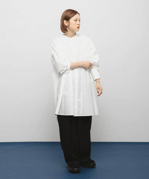 KBF(ケイビーエフ)の「WIDEフレアミニシャツワンピース(ワンピース・レディース・ブルー系その他/オフホワイト/ブラウン・ONE)」の2枚目の写真