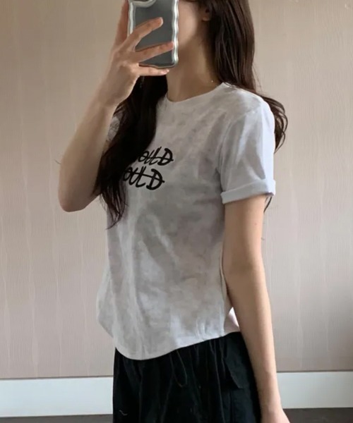 NANAHACHI(ナナハチ)の「ビンテージライク 英字刺繍入り 半袖Tシャツ(Tシャツ/カットソー・レディース・ホワイト/チャコールグレー/ブラック・FREE)」の14枚目の写真