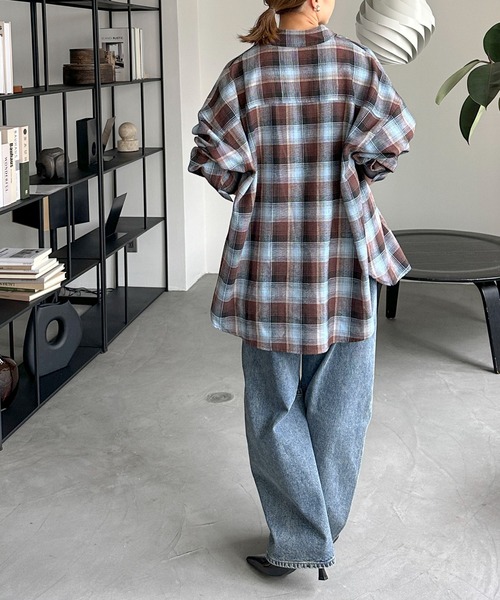 PILIT(ピリット)の「チェックBIGシャツ(シャツ/ブラウス・レディース・ブラウン/オフホワイト・MEDIUM)」の21枚目の写真