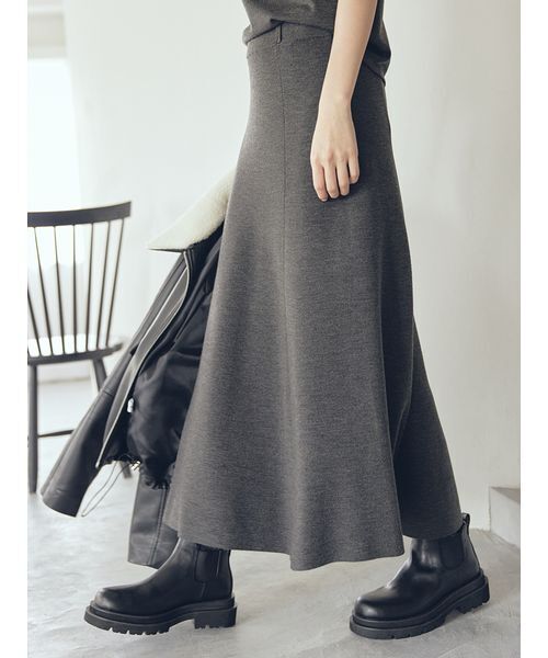 Mila Owen（ミラオーウェン）の「【セットアイテム】ハイネックノースリニットナロースカートSET（ワンピース・レディース・ブラウン/マスタード/チャコールグレー・0/1）」の10枚目の写真