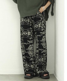 Sawa a la mode（サワアラモード）の「ボタニカルフラワーのリラックスワイドパンツ（その他パンツ）」
