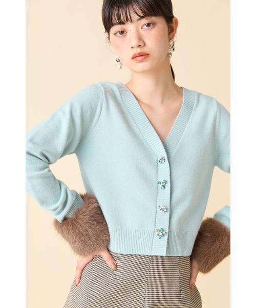 LILY BROWN（リリーブラウン）の「[L.B CANDY STOCK]袖ファーニットカーディガン（カーディガン/ボレロ・レディース・グレー/ブルー/ピンクベージュ・F）」の4枚目の写真