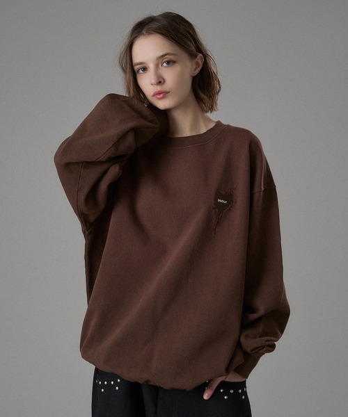 ONCILY（オンシェリー）の「25AW HEART LOGO DRAW CODE SWEAT / ハートロゴドローコードスウェット（スウェット・メンズ・ブラック/ブラック系その他/ブラック系その他2/杢グレー/ブラウン/ネイビー/ボルドー/チャコールグレー/モカ/ネイビー系/ブラウン系その他・SMALL/MEDIUM/LARGE）」の8枚目の写真