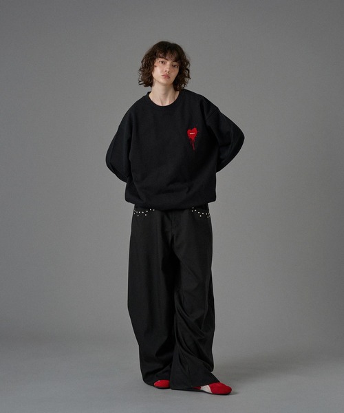 ONCILY（オンシェリー）の「25AW HEART LOGO DRAW CODE SWEAT / ハートロゴドローコードスウェット（スウェット・メンズ・ブラック/ブラック系その他/ブラック系その他2/杢グレー/ブラウン/ネイビー/ボルドー/チャコールグレー/モカ/ネイビー系/ブラウン系その他・SMALL/MEDIUM/LARGE）」の16枚目の写真