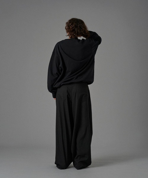 ONCILY（オンシェリー）の「25AW HEART LOGO DRAW CODE SWEAT / ハートロゴドローコードスウェット（スウェット・メンズ・ブラック/ブラック系その他/ブラック系その他2/杢グレー/ブラウン/ネイビー/ボルドー/チャコールグレー/モカ/ネイビー系/ブラウン系その他・SMALL/MEDIUM/LARGE）」の18枚目の写真