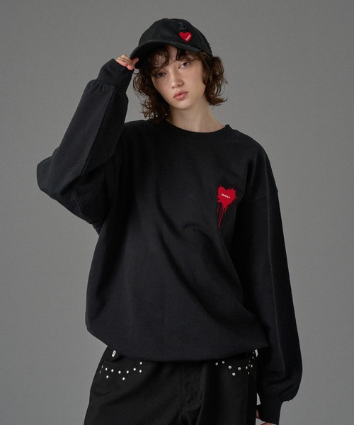 ONCILY（オンシェリー）の「25AW HEART LOGO DRAW CODE SWEAT / ハートロゴドローコードスウェット（スウェット・メンズ・ブラック/ブラック系その他/ブラック系その他2/杢グレー/ブラウン/ネイビー/ボルドー/チャコールグレー/モカ/ネイビー系/ブラウン系その他・SMALL/MEDIUM/LARGE）」の14枚目の写真