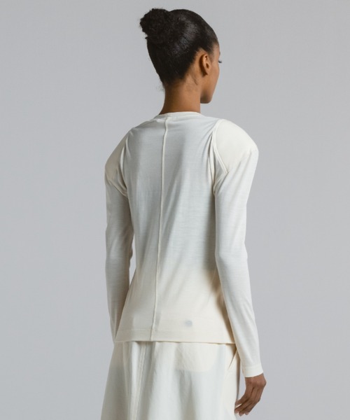 CINOH(チノ)の「WOOL JERSEY SHOULDER PADDED T-SHIRT(Tシャツ/カットソー・レディース・ホワイト系その他/ブラック・38)」の11枚目の写真