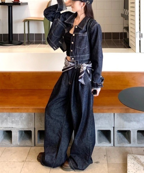 INFINITY SPORT デニムセットアップ ベア刺繍 PUレザー Vipoa（ヴィポア）の「WIDE INDIGO DENIM SET UP（セットアップ）」 - WEAR