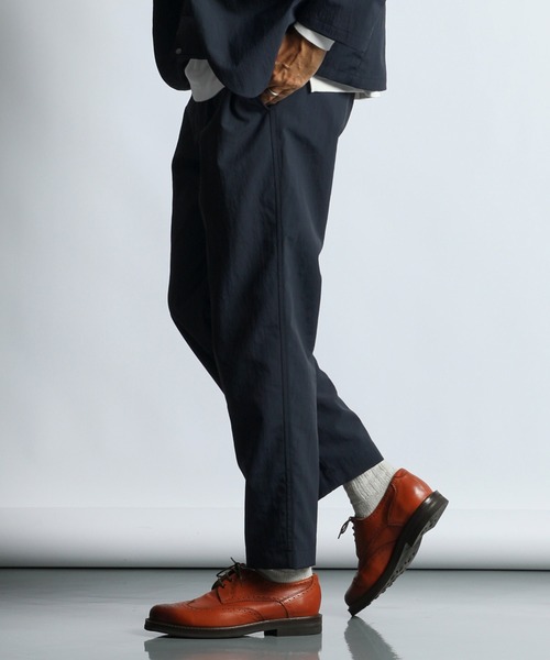 The DUFFER of ST.GEORGE(ザダファーオブセントジョージ)の「WATER REPELLENT SET UP PANTS:ダントツ撥水 セットアップ テーパードパンツ(スラックス・メンズ・チャコールグレー/ネイビー・X-LARGE/LARGE/MEDIUM/SMALL)」の7枚目の写真