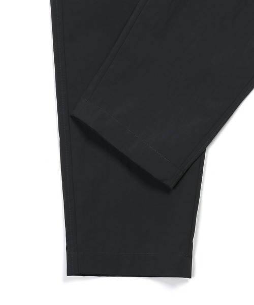 The DUFFER of ST.GEORGE(ザダファーオブセントジョージ)の「WATER REPELLENT SET UP PANTS:ダントツ撥水 セットアップ テーパードパンツ(スラックス・メンズ・チャコールグレー/ネイビー・X-LARGE/LARGE/MEDIUM/SMALL)」の13枚目の写真