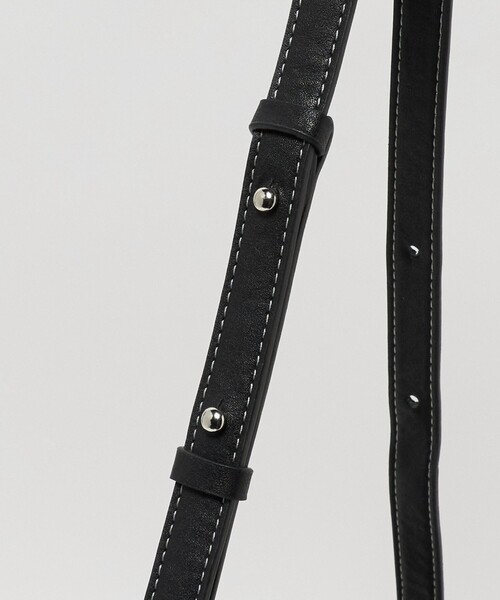 ALICE MARTHA（アリスマシャ）の「＜ALICE MARTHA＞ DENBER（ショルダーバッグ・レディース・ブラック/ダークブラウン・FREE）」の7枚目の写真