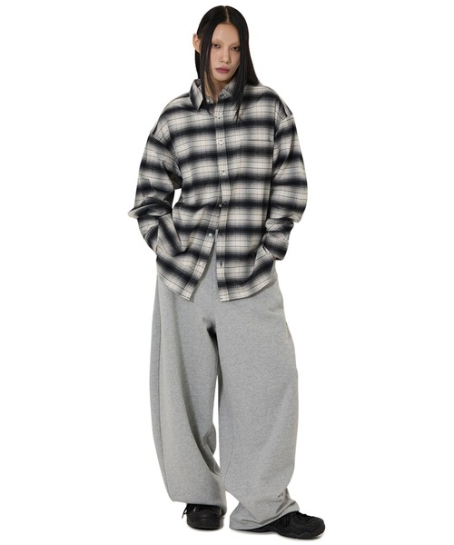 OY(オーワイ)の「『OY/オーワイ』SHADE CHECK SHIRT/シェード チェックシャツ(シャツ/ブラウス・レディース・ブラック・M/L)」の7枚目の写真