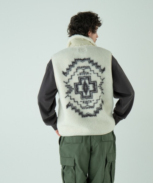 ジャガードボア・スタンドベスト（ベスト）｜PENDLETON（ペンドルトン