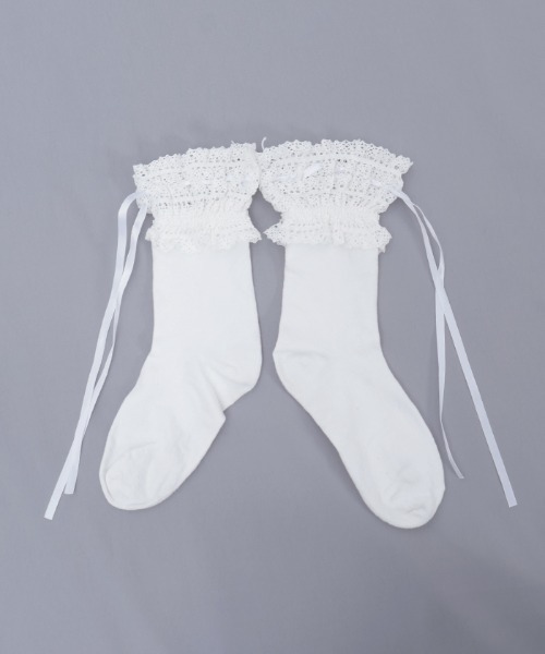 axes femme POETIQUE(アクシーズファムポエティック)の「ハシゴレース×リボンソックス(ソックス/靴下・レディース・ホワイト/ブラック・FREE)」の5枚目の写真