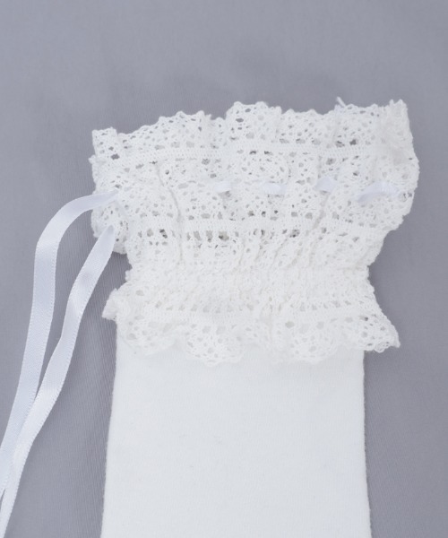 axes femme POETIQUE(アクシーズファムポエティック)の「ハシゴレース×リボンソックス(ソックス/靴下・レディース・ホワイト/ブラック・FREE)」の7枚目の写真